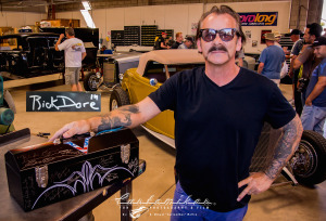 Rick Dore proudly shows of Jim St Pierre's Legends Toolbox that he just signed =D