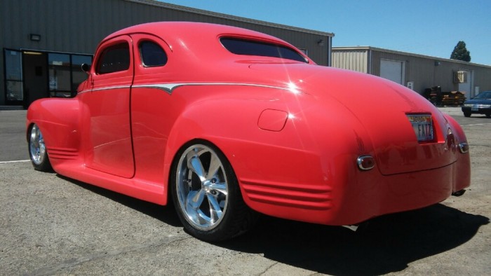 Tony Lucero's Customikes built 1941 Plymouth =D