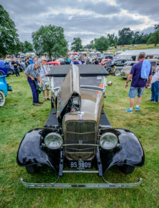 1932, 32, Roadster, ford, soft top, removable top, hot rod, big n' littles, chrome, paint, smooth, park, sky, clouds, car show, NSRA UK, K. Mikael Wallin, Customikes, front view, 